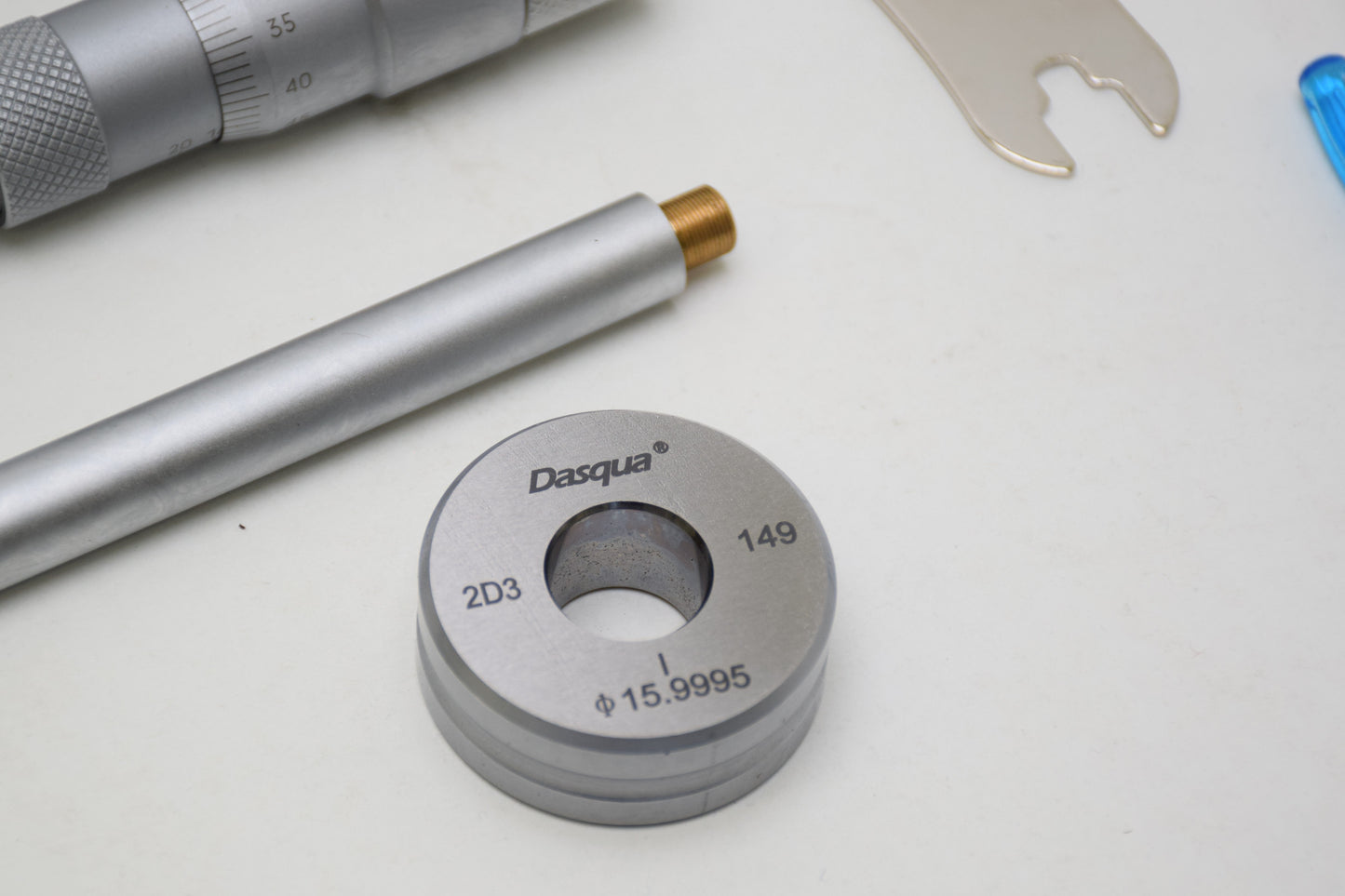 Set of analog three-point micrometers 12 - 20 mm